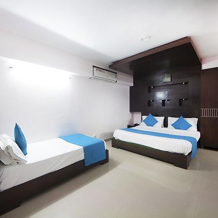 ניו דלהי Hotel Durga International מראה חיצוני תמונה