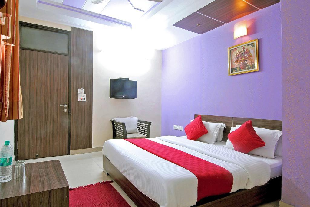 ניו דלהי Hotel Durga International מראה חיצוני תמונה