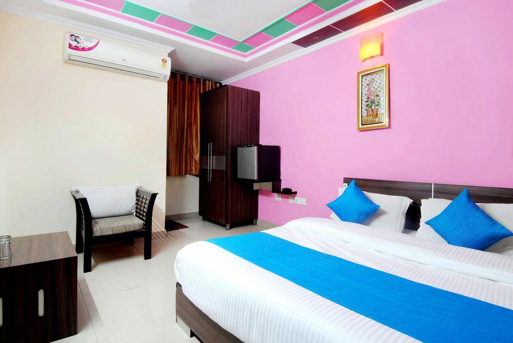 ניו דלהי Hotel Durga International חדר תמונה