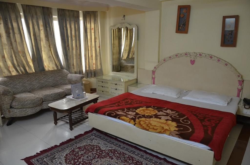 ניו דלהי Hotel Durga International חדר תמונה